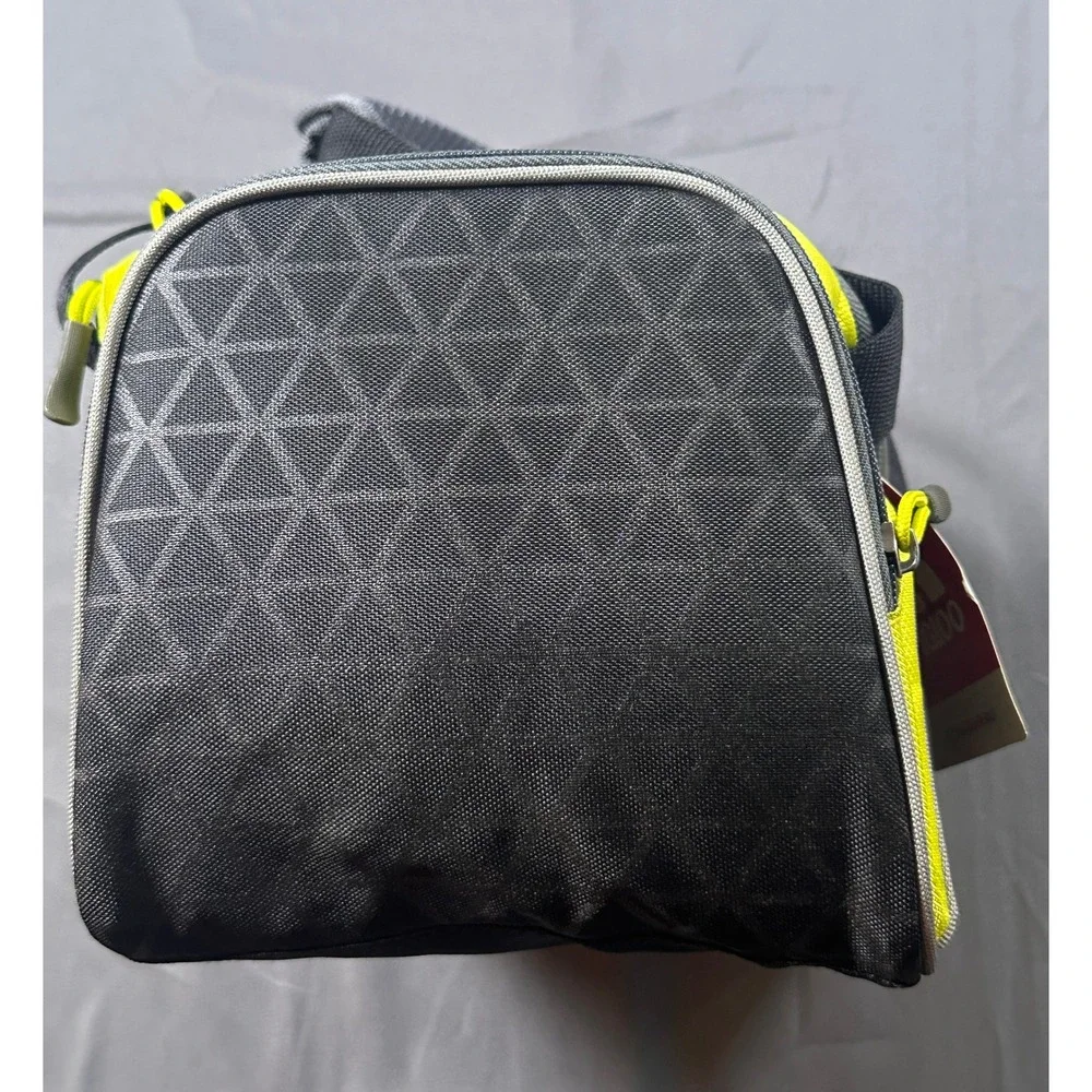 Igloo Medium Duffel Sport Brights Cooler Bag Acid Green‎ Black 00162067 NWT